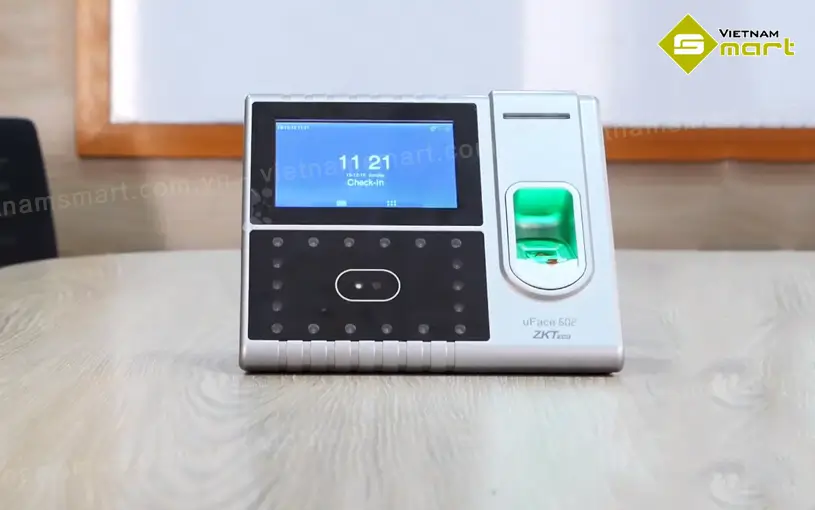 Máy chấm công khuôn mặt và vân tay ZKTeco UFace 602 Ngôn ngữ đọc lạ trên máy chấm công UFace 602