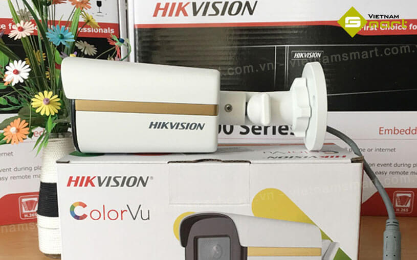 Camera HD-TVI Colorvu Hikvision DS-2CE12DF3T-FS Hikvision DS-2CE12DF3T-FS