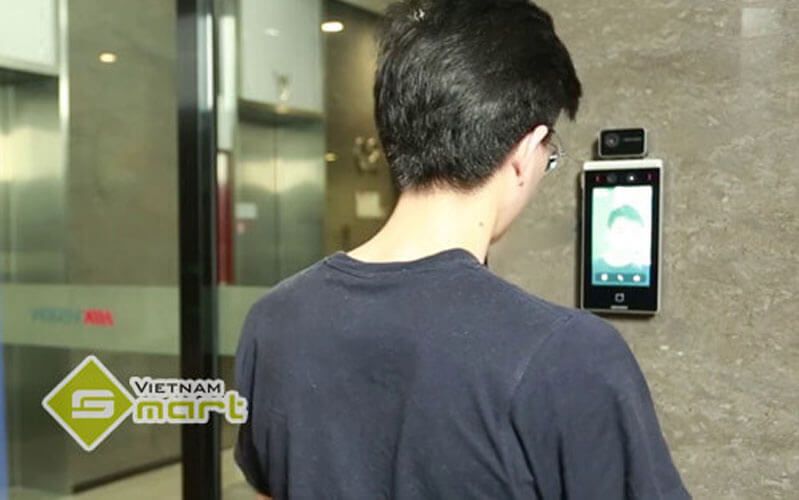 Máy chấm công khuôn mặt và đo thân nhiệt Hikvision DS-K1TA70MI-T