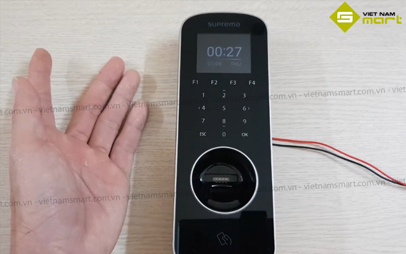 Thiết kế máy chấm công BSL2-OM nhỏ gọn