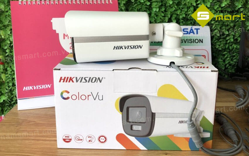 Camera HD-TVI Colorvu Hikvision DS-2CE12DF0T-F DS-2CE12DF0T-F