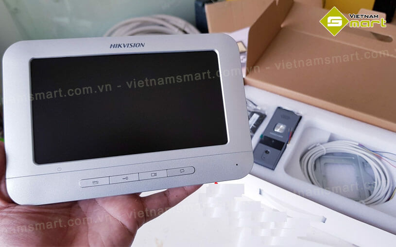 Bộ chuông cửa màn hình màu Hikvision DS-KIS203