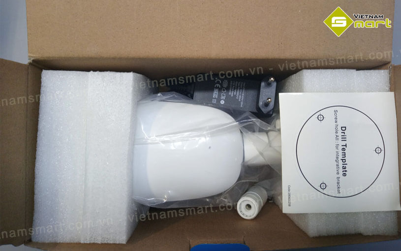 Camera giám sát 8MP chuẩn 4K HiLook IPC-B480H Camera giám sát 8MP chuẩn 4K HiLook IPC-B480H