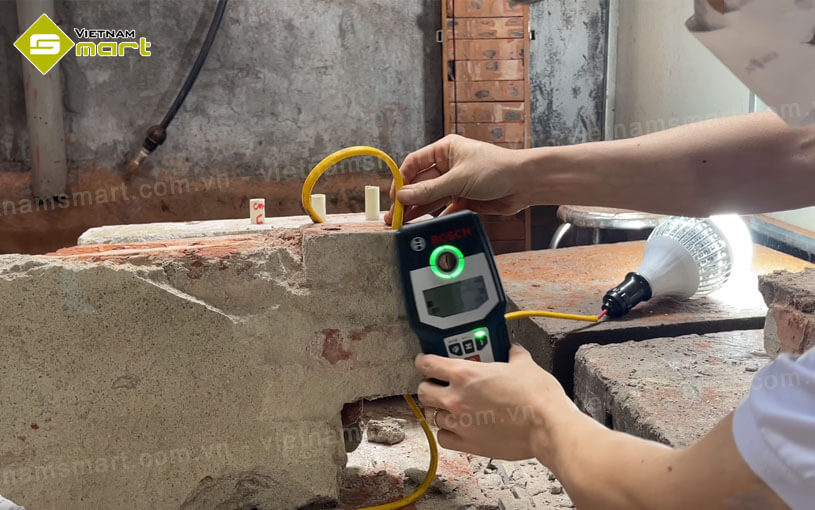 Giới thiệu về máy dò kim loại cầm tay đa năng Bosch GMS 120