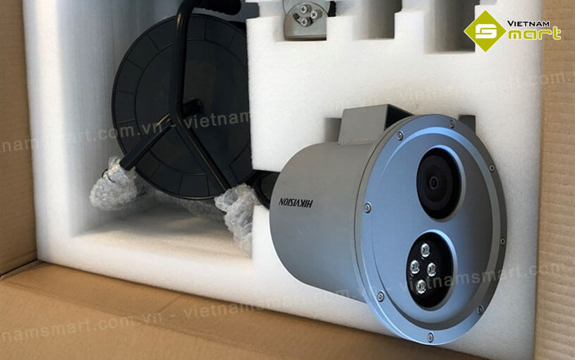 Camera dưới nước Bullet Hikvision DS-2XC6224G0-L