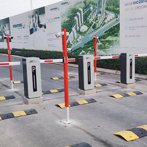 Kiểm soát bãi đỗ xe