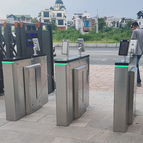 Kiểm soát lối ra vào