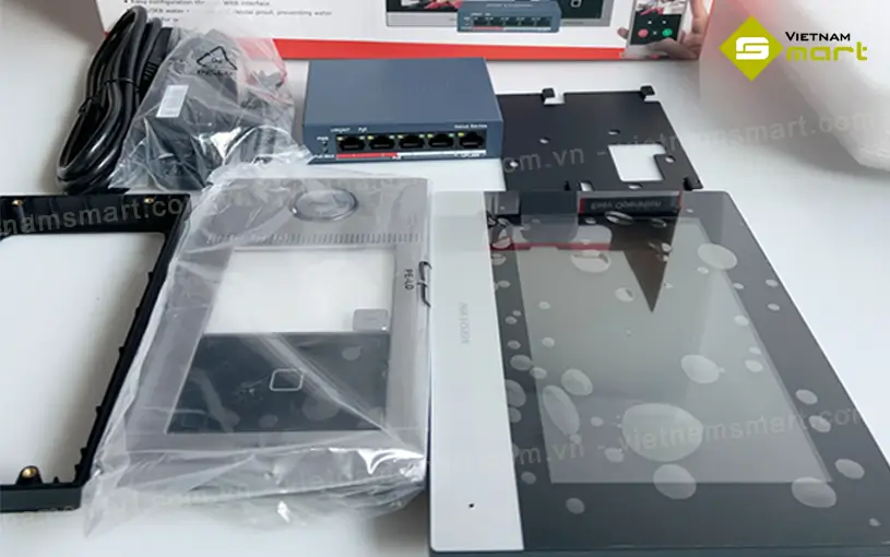 Giới thiệu về bộ chuông cửa màn hình Hikvision DS-KIS604-S(C)