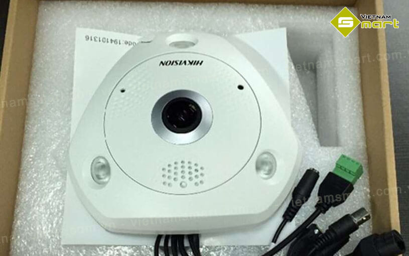 Camera mạng 3MP Hikvision DS-2CD6332FWD-I(V)(S) Camera mạng 3MP Hikvision DS-2CD6332FWD-I(V)(S)