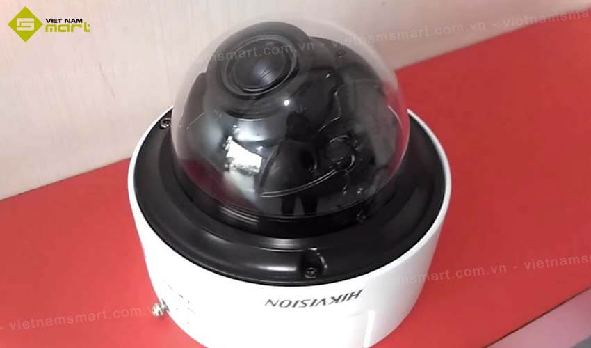 Camera DeepinView đa tiêu cự 4MP Hikvision DS-2CD7146G0-IZS
