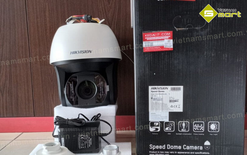 Camera DarkFighter 4MP 42X Hikvision DS-2DF8442IXS-AEL(W) Camera DarkFighter 4MP 42X Hikvision DS-2DF8442IXS-AEL(W)