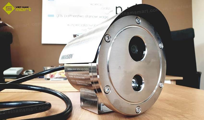 Camera chống cháy nổ Hikvision DS-2XE6242F-IS/316L Camera chống cháy nổ Hikvision DS-2XE6242F-IS/316L