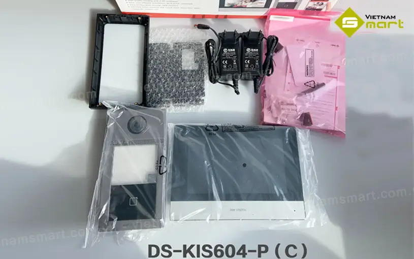 Bộ liên lạc video IP Hikvision DS-KIS604-P(C) Bộ Kit chuông cửa màn hình IP DS-KIS604-P(C)