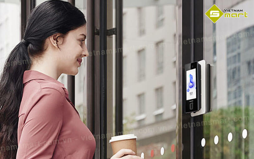 Máy chấm công khuôn mặt Hikvision DS-K1T344EBFWX-E1 Máy chấm công khuôn mặt Hikvision DS-K1T344EBFWX-E1 chính hãng được phân phối bởi VietnamSmart