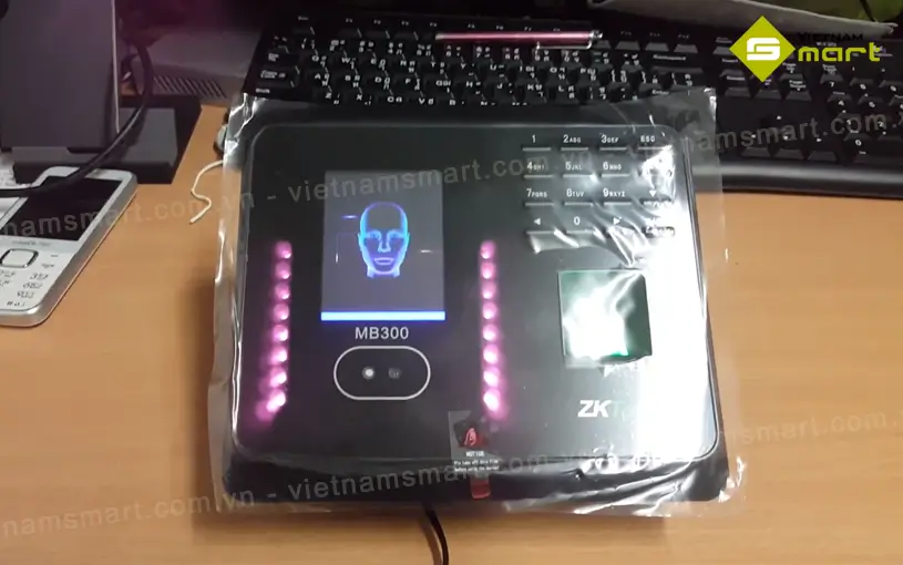 ZKTeco MB300 có thiết kế nhỏ gọn, hiện đại