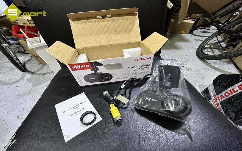 Camera hành trình Dahua DH-HAC-HMW3200LP-FR Camera hành trình Dahua DH-HAC-HMW3200LP-FR