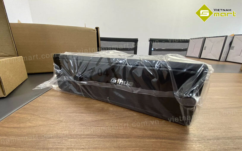 Đầu ghi hình chuyên dụng 8 kênh cho ô tô Dahua DHI-MCVR6208 Đầu ghi hình Dahua DHI-MCVR6208