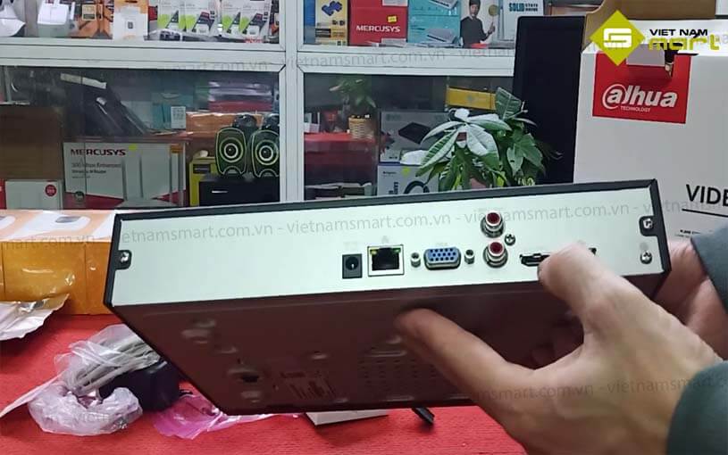 Đầu ghi hình IP 8 kênh Dahua DHI-NVR4208-4KS2/L