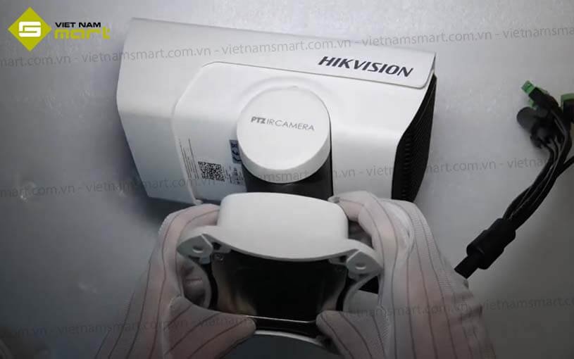 Camera hồng ngoại Hikvision DS-2DY3320IW-DE4 Camera hồng ngoại Hikvision DS-2DY3320IW-DE4