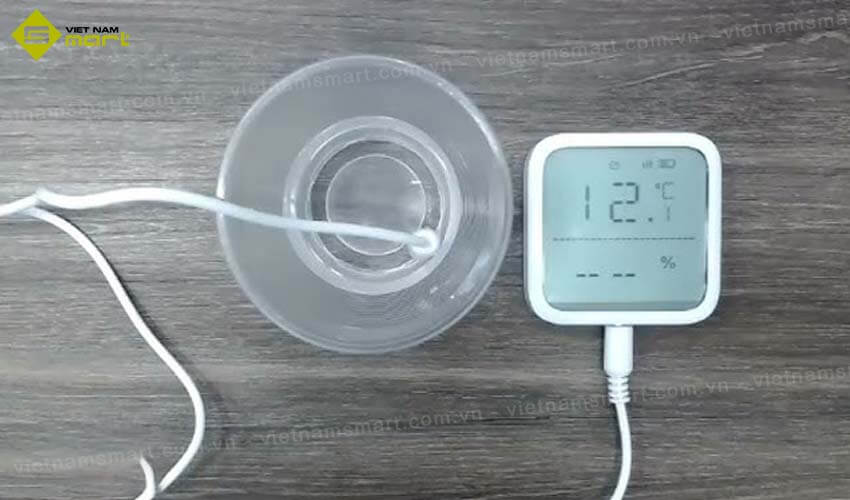 Cảm biến nhiệt độ không dây Hikvision DS-PDTPH-E-WE