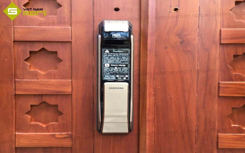 Khóa điện tử vân tay Samsung SHS-P718 Bạc Khóa điện tử vân tay Samsung SHS-P718 Bạc