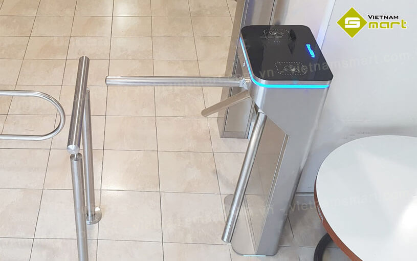 Cổng xoay 3 càng Daosafe DSN-50