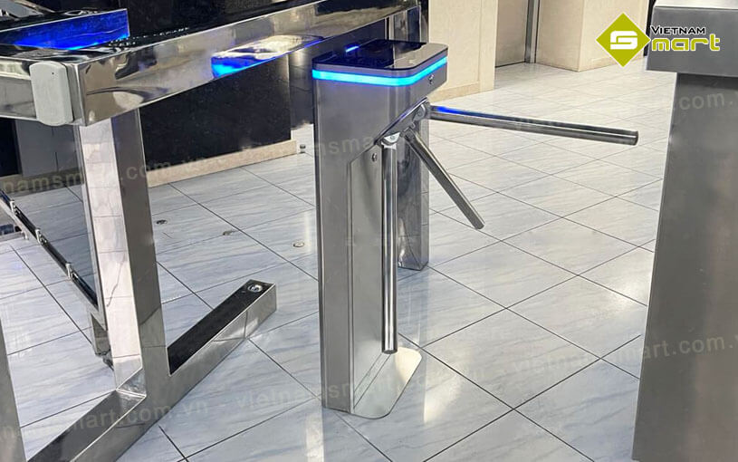 Cổng xoay 3 càng Daosafe DSN-50