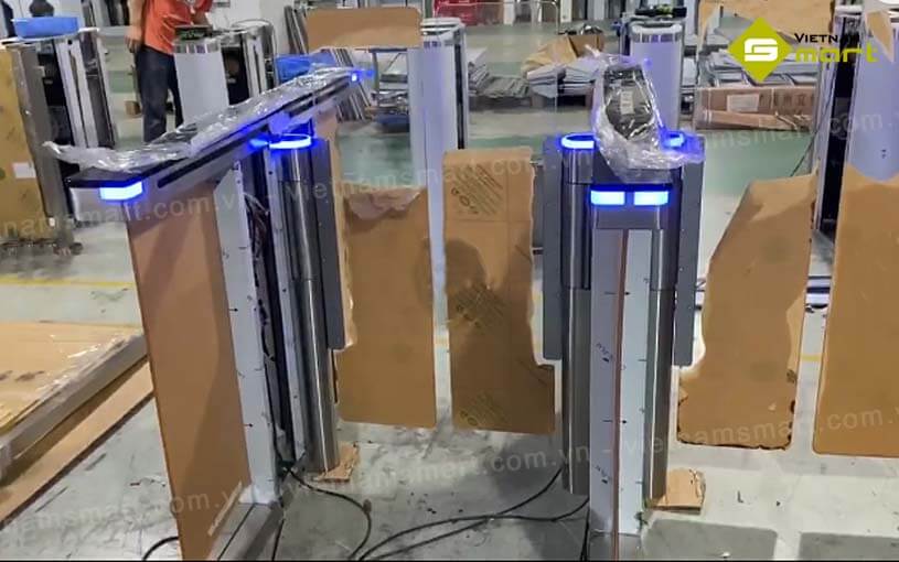 Cổng swing barrier Turboo T321 Cổng tự động swing T321 chính hãng