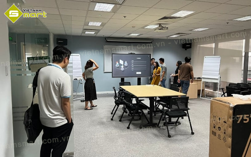 Màn hình tương tác thông minh Hikvision DS-D5B75RB/B phân phối bởi VietnamSmart