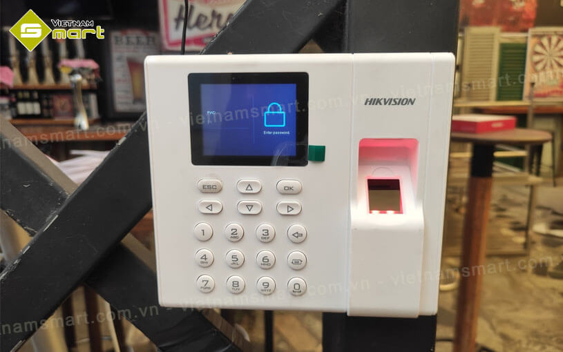 Máy chấm công vân tay Hikvision DS-K1A8503EF Máy chấm công vân tay Hikvision DS-K1A8503EF chính hãng được phân phối bởi VietnamSmart
