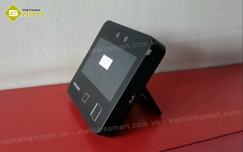 Máy chấm công khuôn mặt Hikvision DS-K1T343MFX Máy chấm công khuôn mặt Hikvision DS-K1T343MFX chính hãng