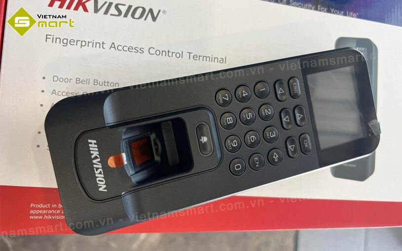 Máy chấm công vân tay và thẻ Hikvision DS-K1T804BMF