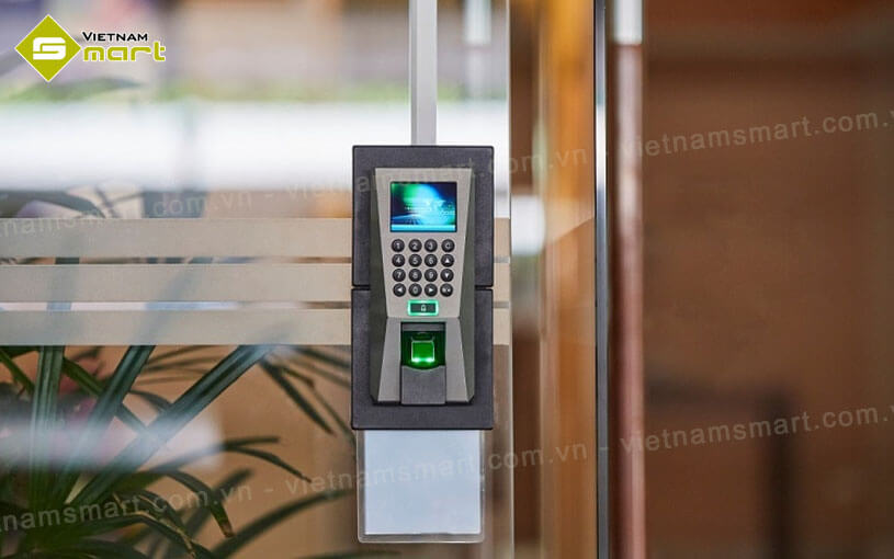 Quản lý nhân sự hiệu quả với máy chấm công từ VietnamSmart