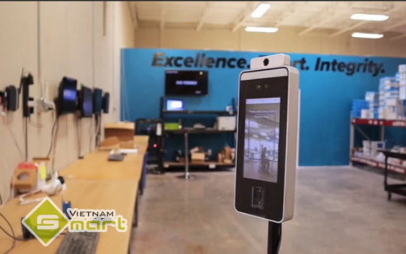 Máy chấm công khuôn mặt kết hợp đo thân nhiệt SpeedFace-V5L-RFID (TD) lắp đặt tại đơn vị sử dụng