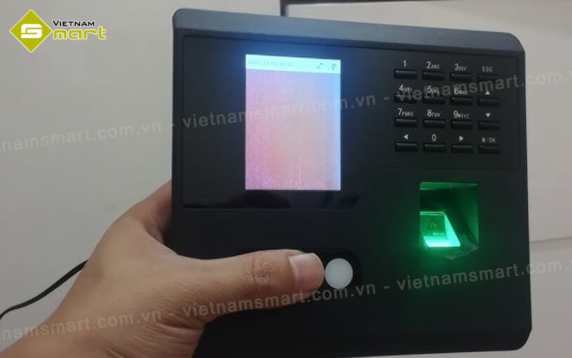 Lắp đặt máy chấm công khuôn mặt RONALD JACK FA900 giá rẻ nhất thị trường