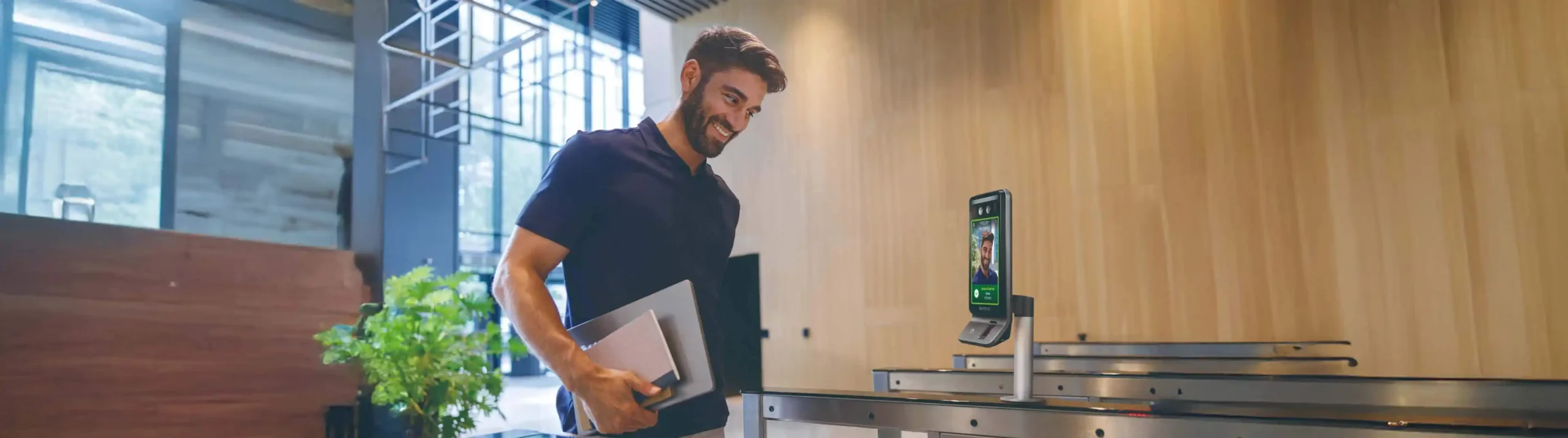 Máy chấm công khuôn mặt AI BioStation 3 Max Máy chấm công khuôn mặt AI BioStation 3 Max
